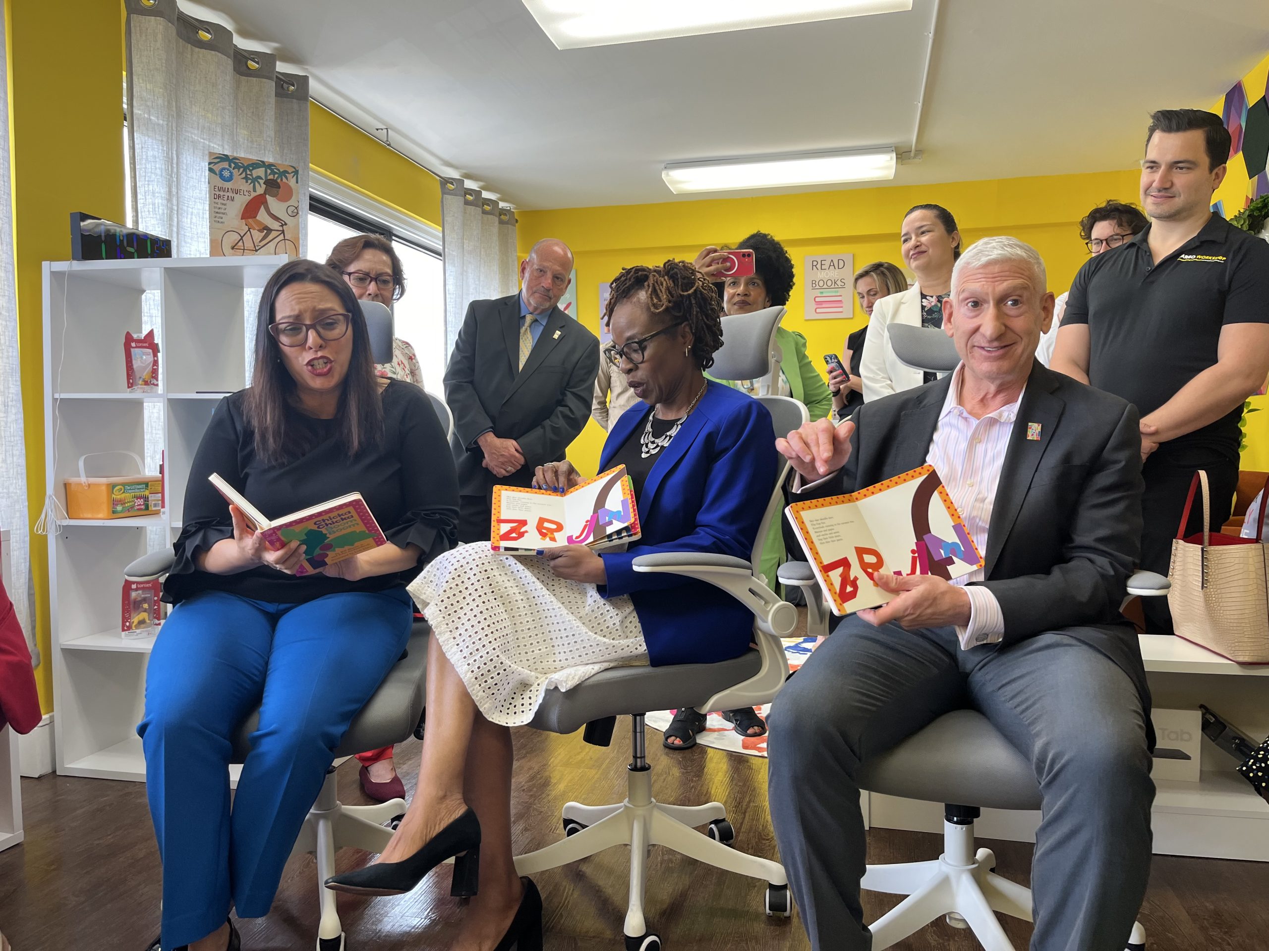 New Library Opens at Samaritan Daytop Village Shelter in Queens